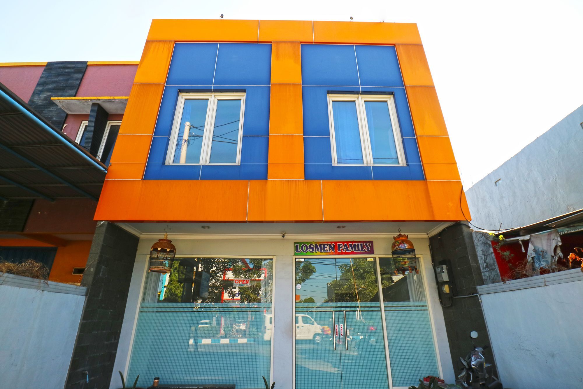 Losmen Family Syariah Bypass Juanda Mitra Reddoorz Brebek Esterno foto